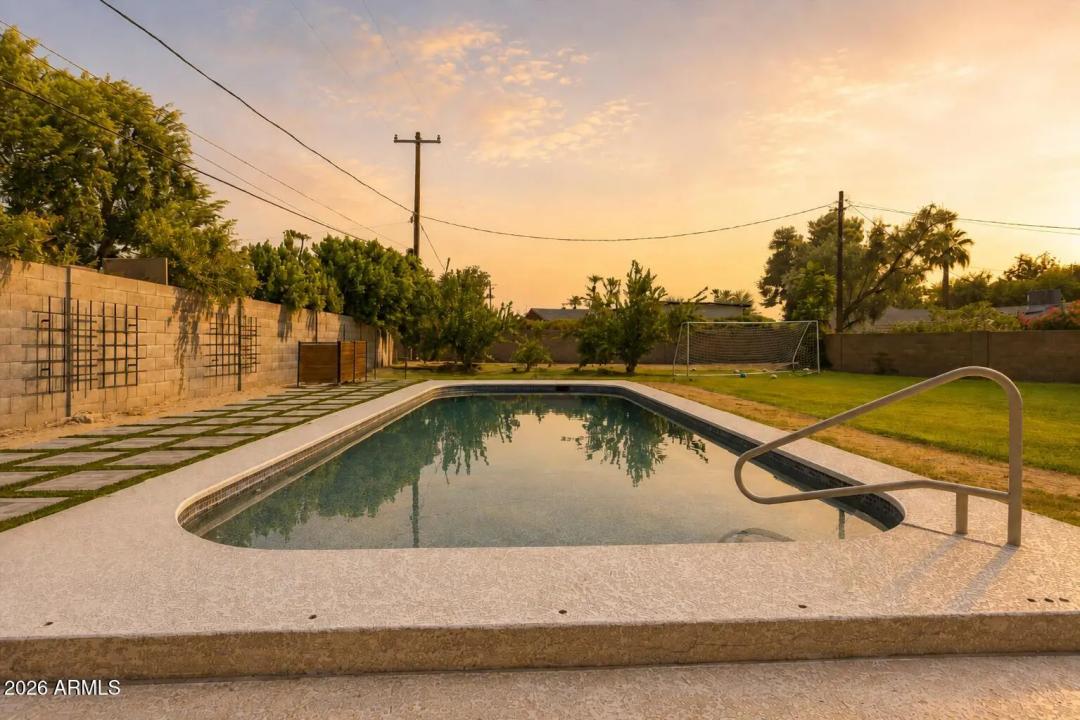 Real Estate Picture 41