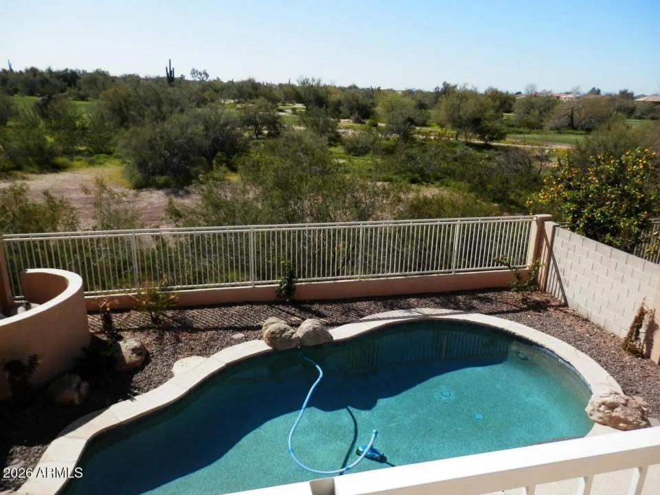 Real Estate Picture 2