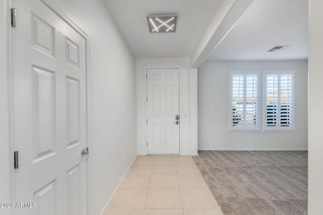 Real Estate Picture 9