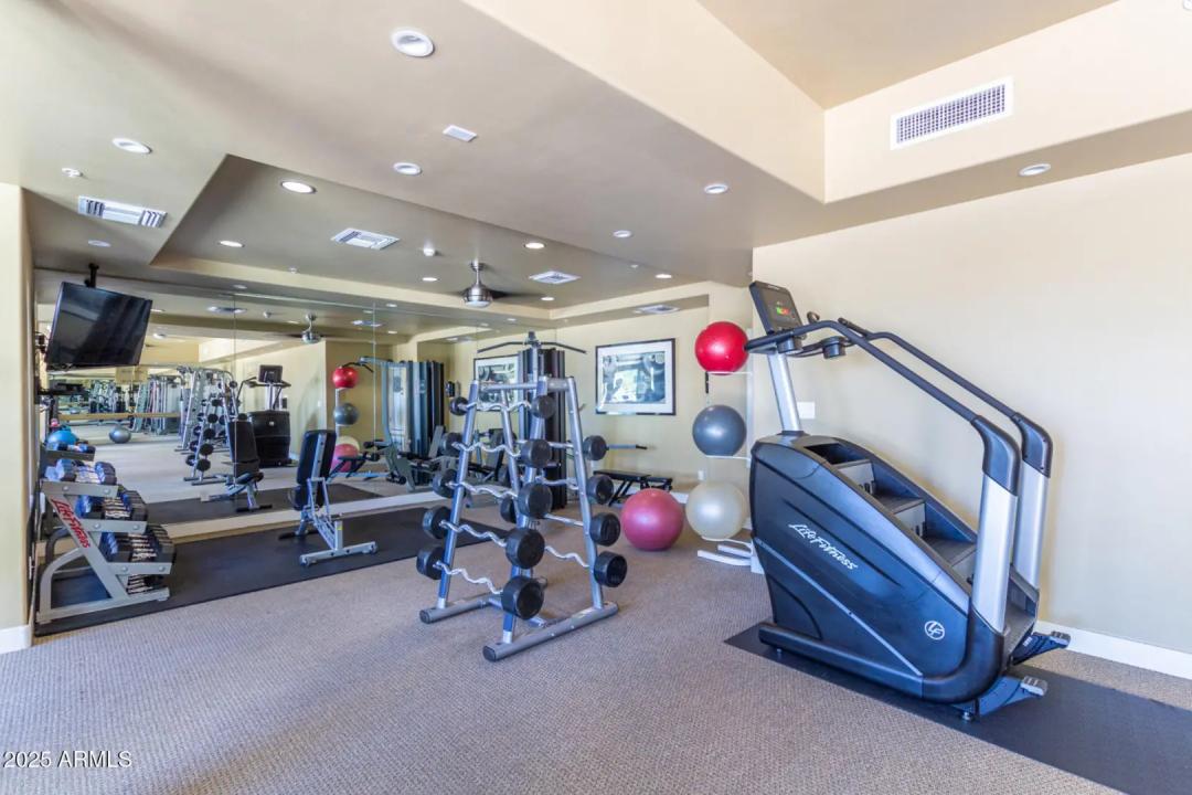 Real Estate Picture 28