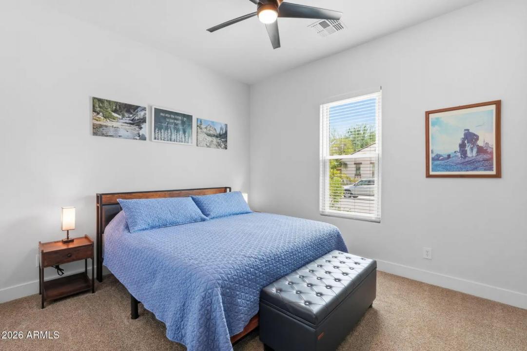 Real Estate Picture 17