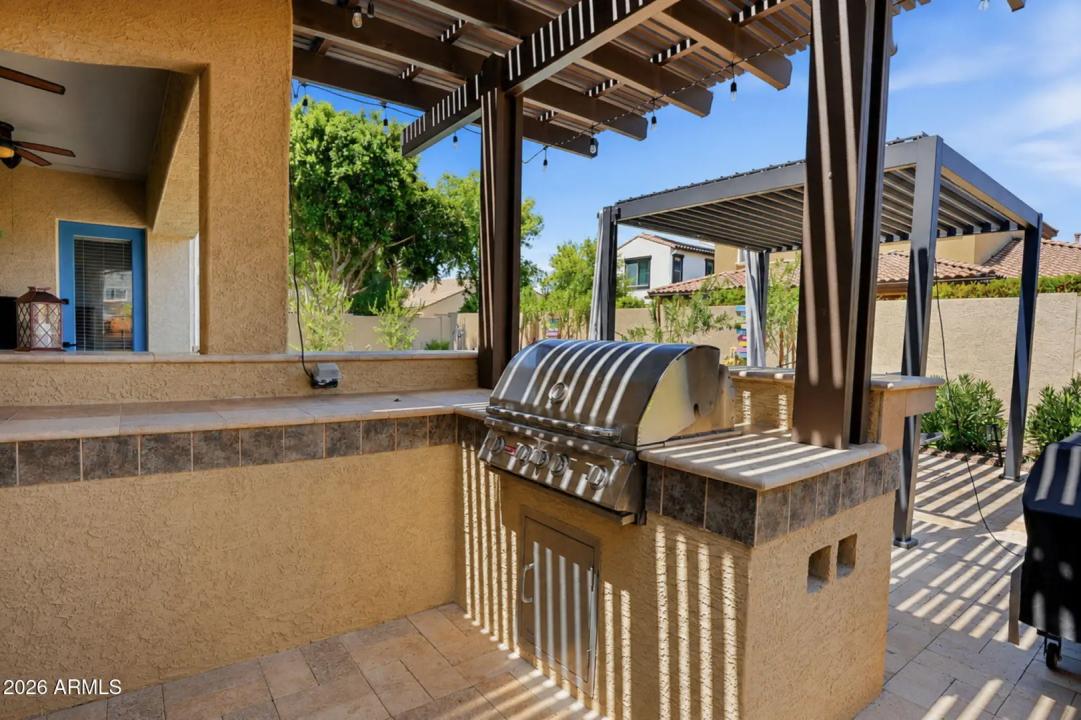 Real Estate Picture 26