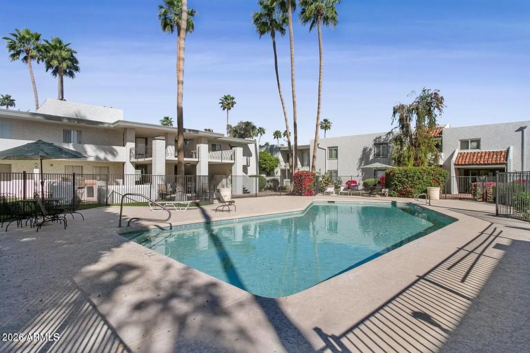 Real Estate Picture 17