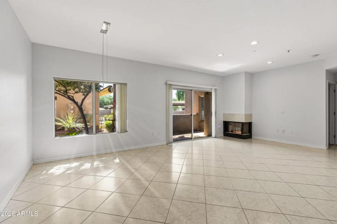 Real Estate Picture 11