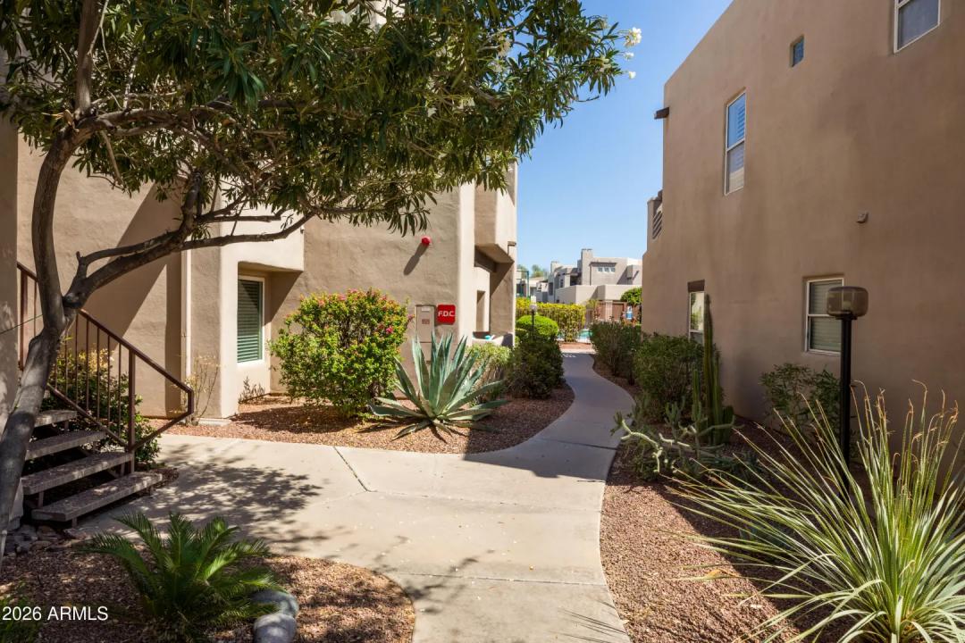 Real Estate Picture 1