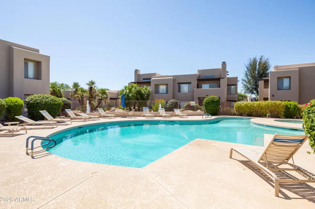 Real Estate Picture 28