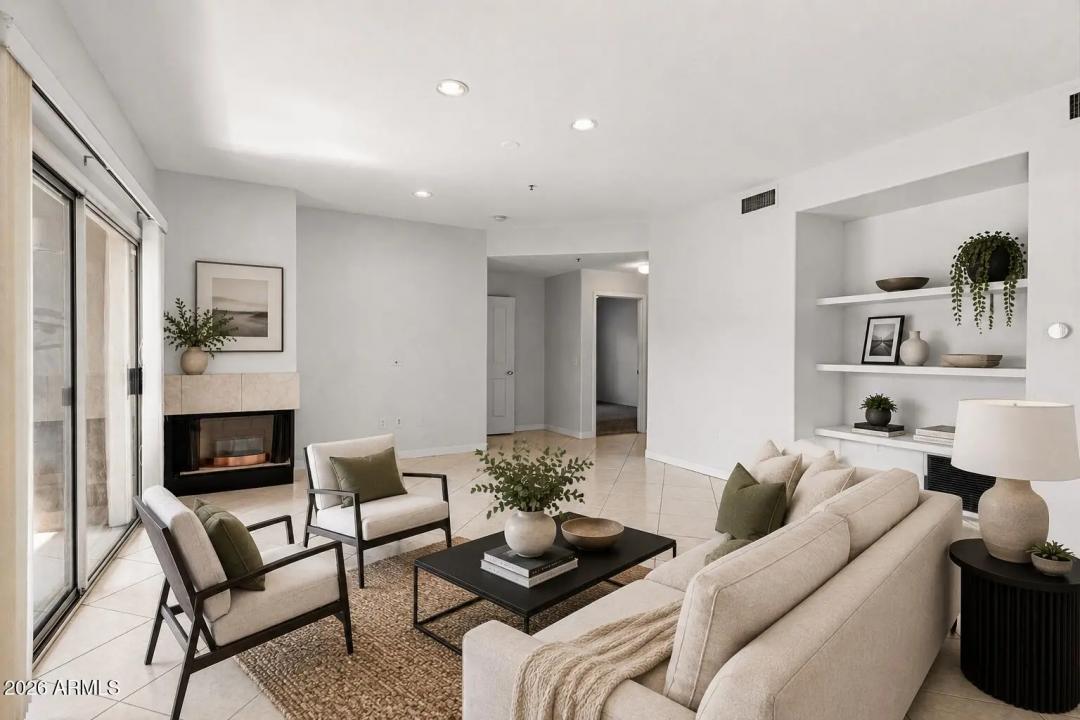 Real Estate Picture 3