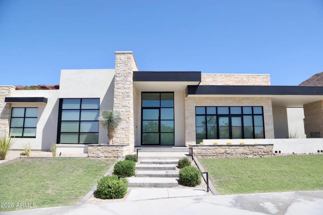Real Estate Picture 2