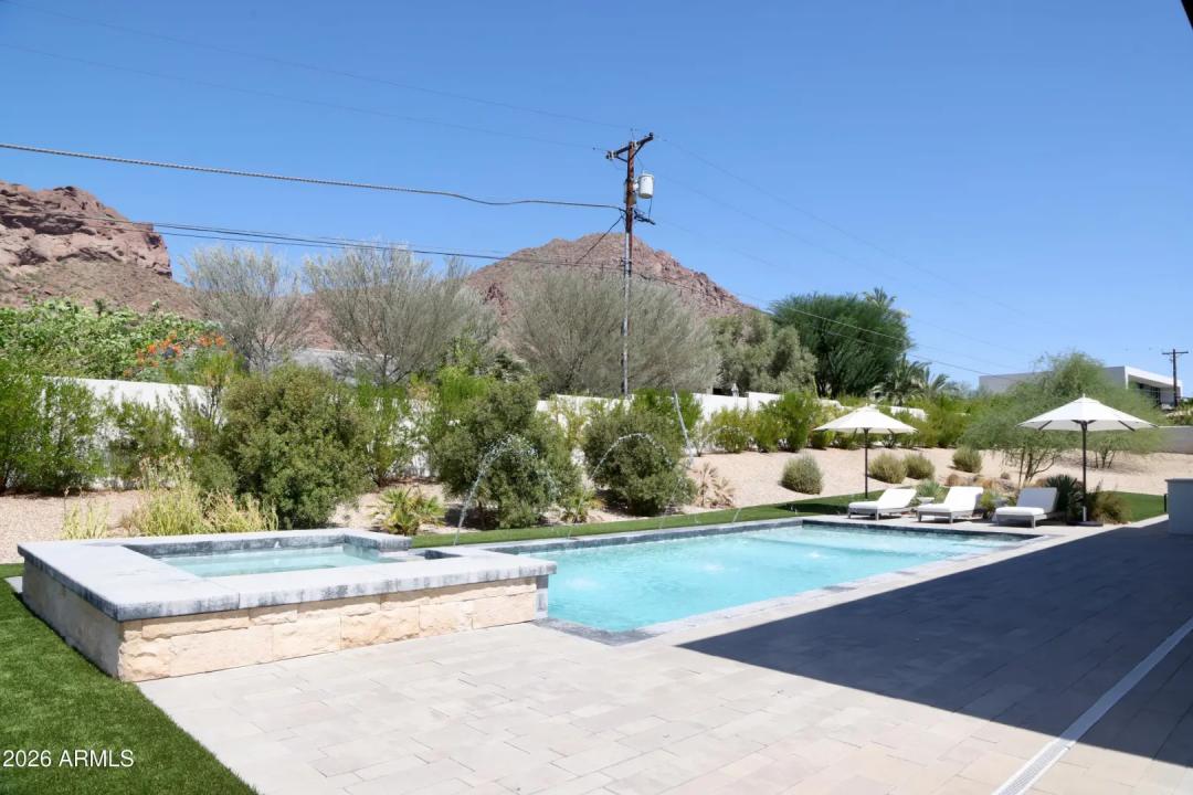 Real Estate Picture 36