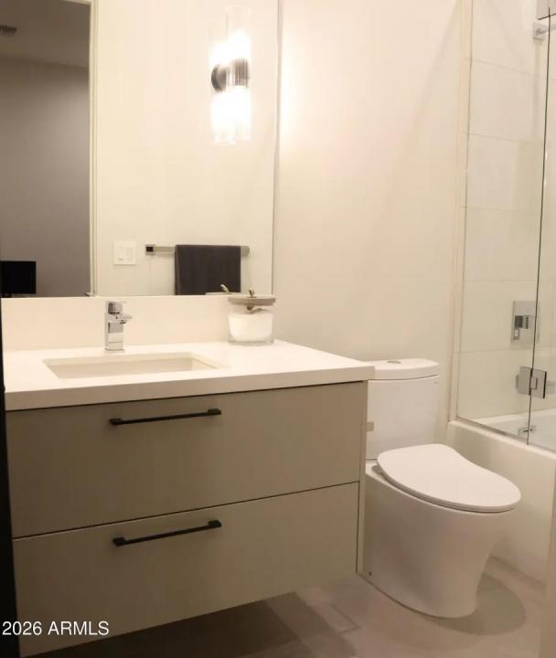 Real Estate Picture 32