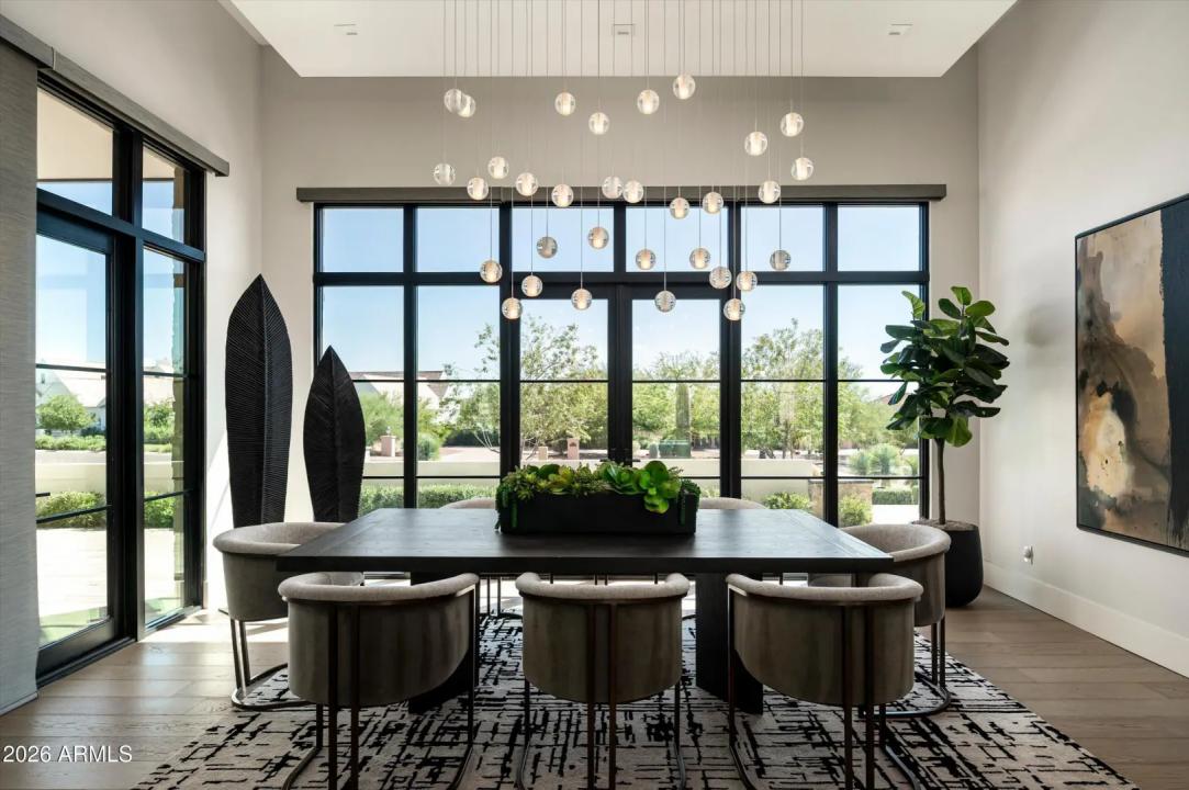 Real Estate Picture 7