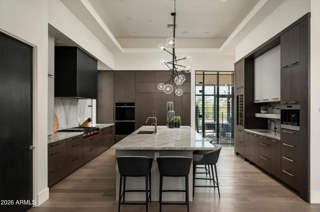 Real Estate Picture 16