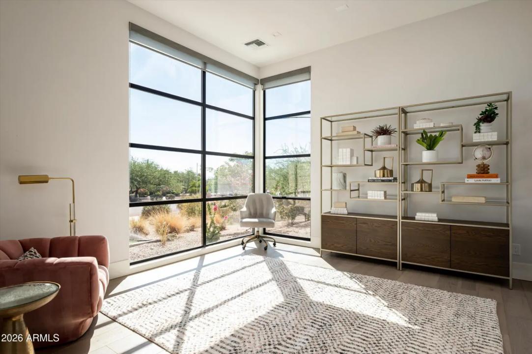 Real Estate Picture 20