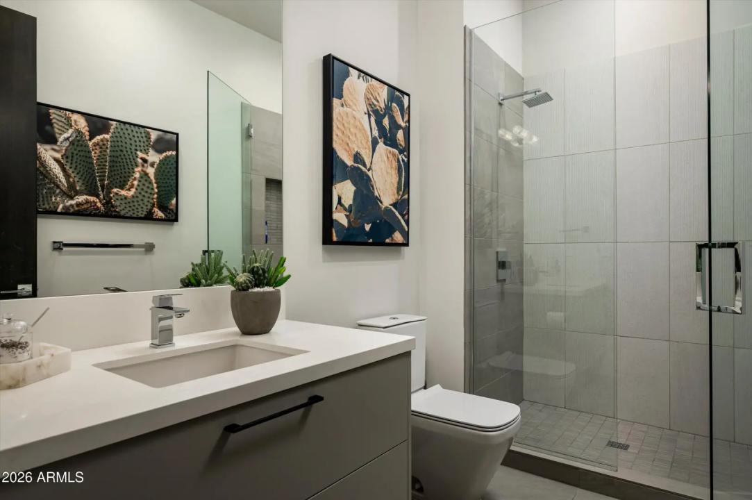 Real Estate Picture 29