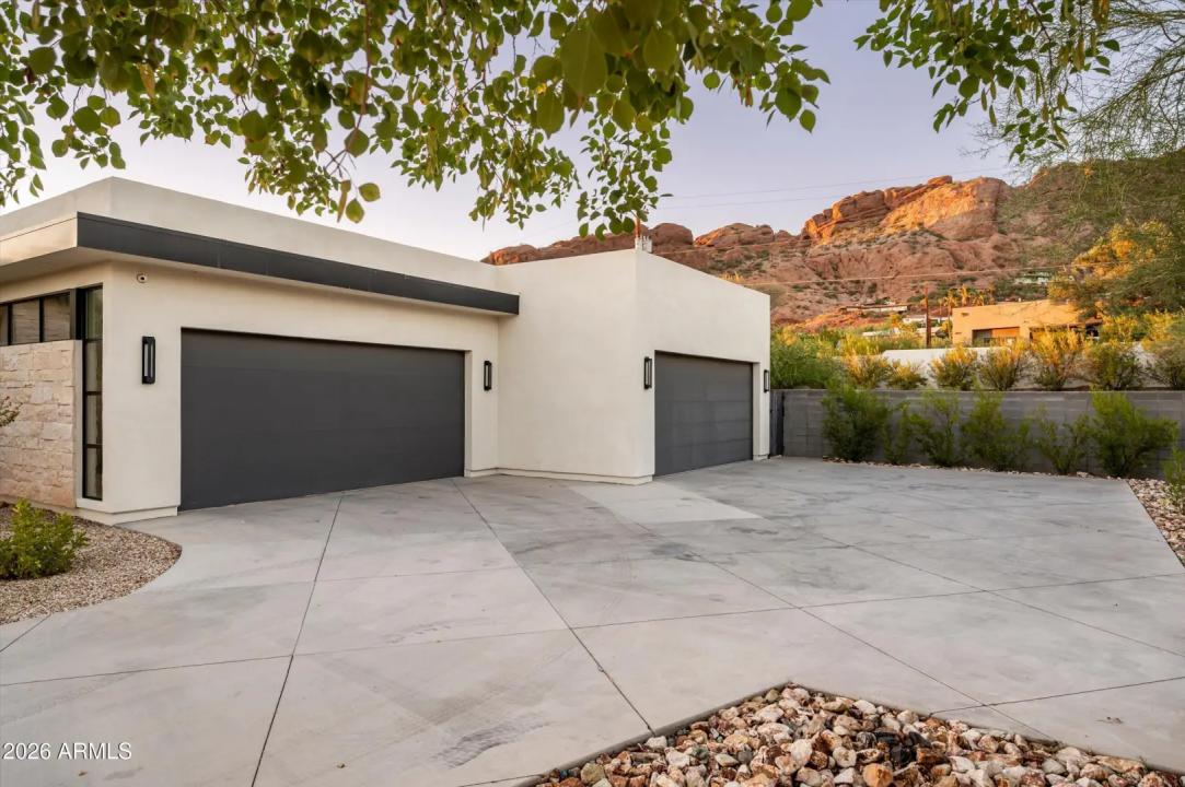 Real Estate Picture 48
