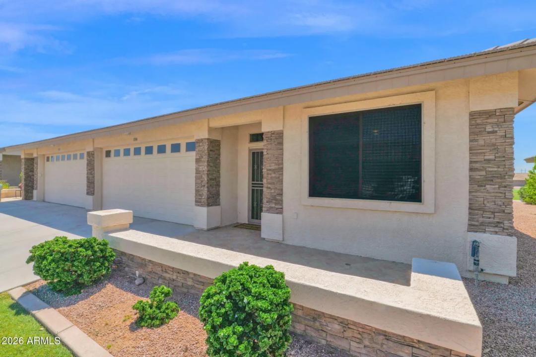 Real Estate Picture 3