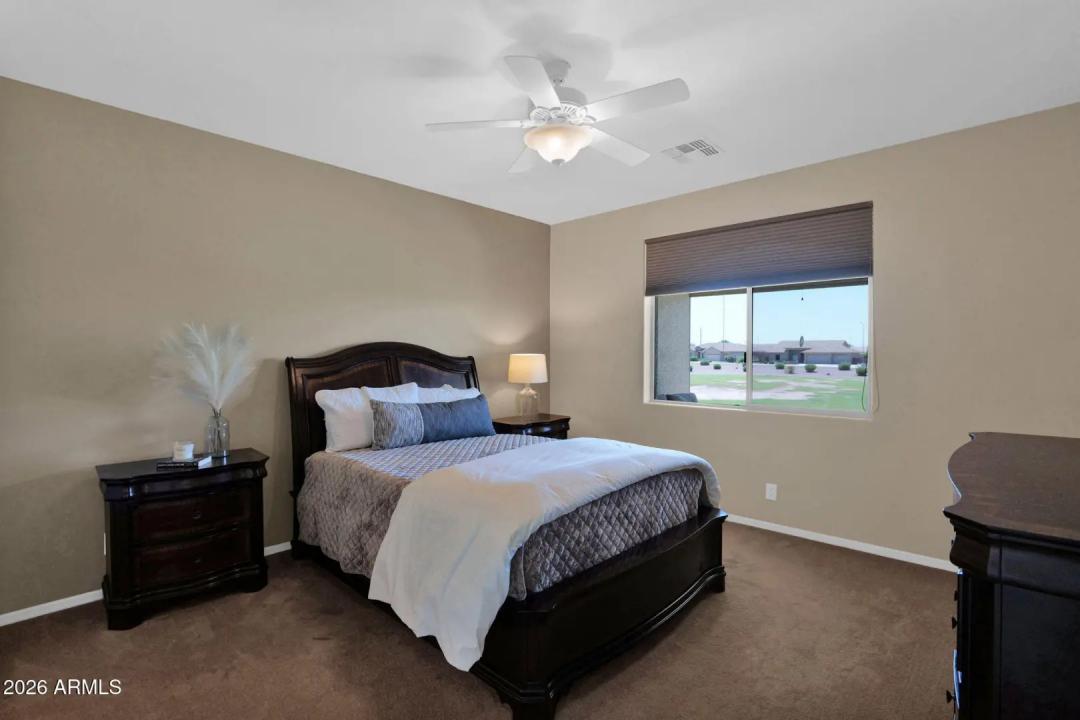 Real Estate Picture 15