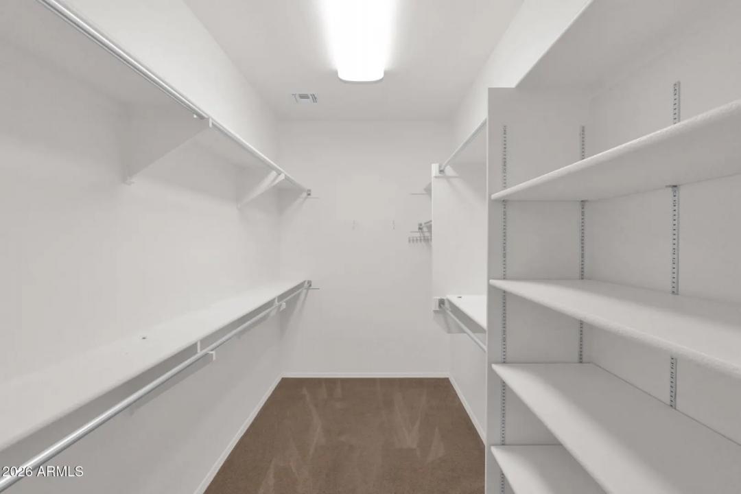 Real Estate Picture 18