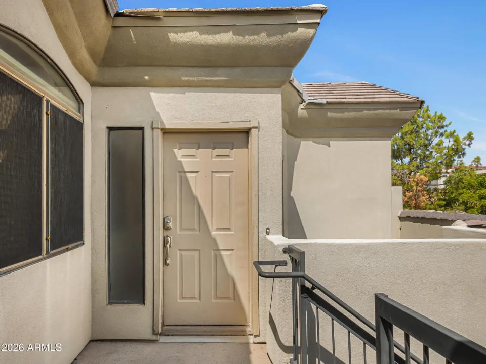Real Estate Picture 1