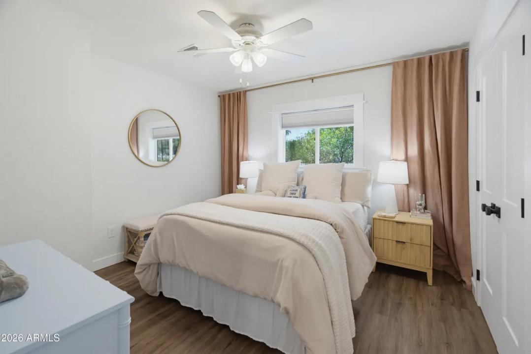 Real Estate Picture 19