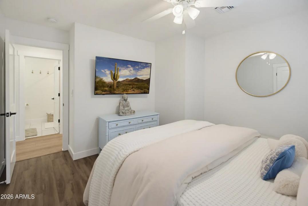 Real Estate Picture 53