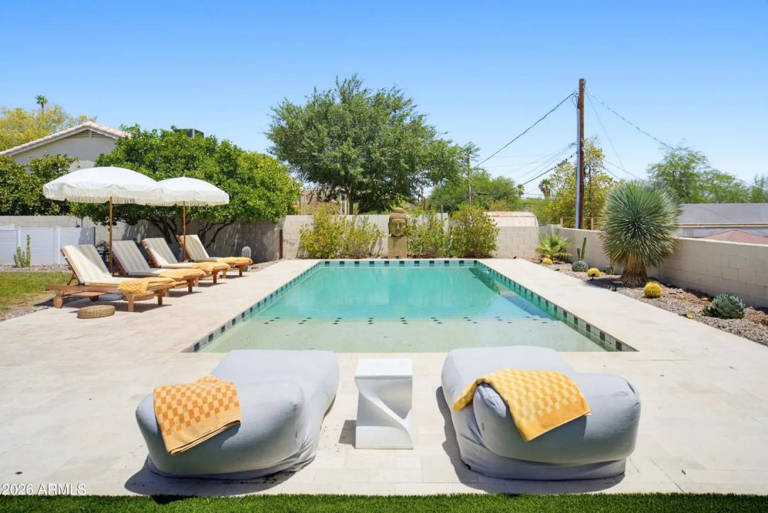 Real Estate Picture 64