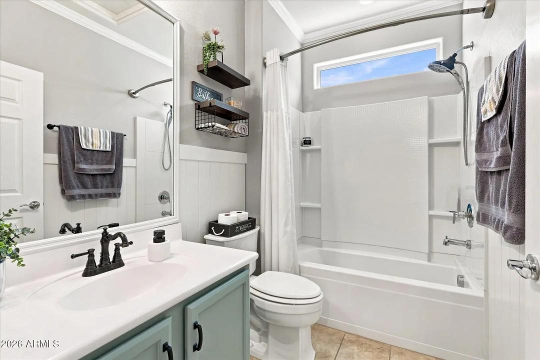 Real Estate Picture 19