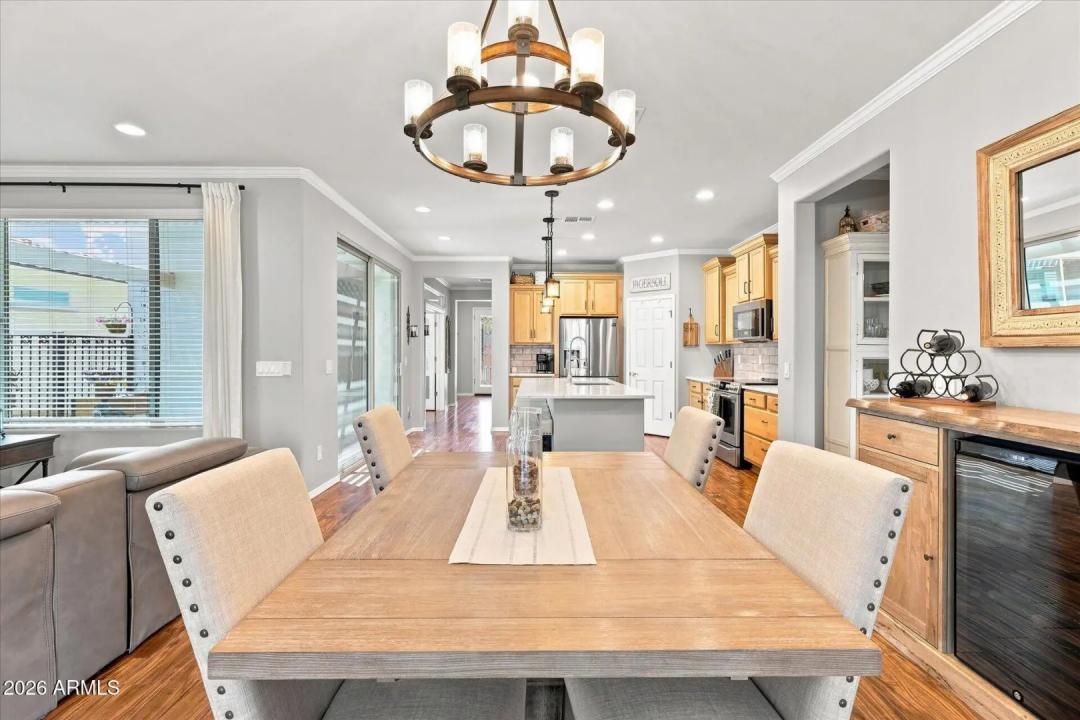 Real Estate Picture 30