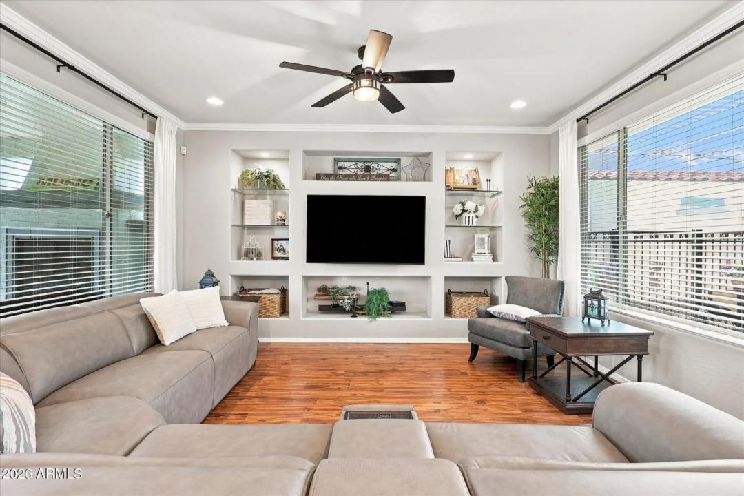Real Estate Picture 2