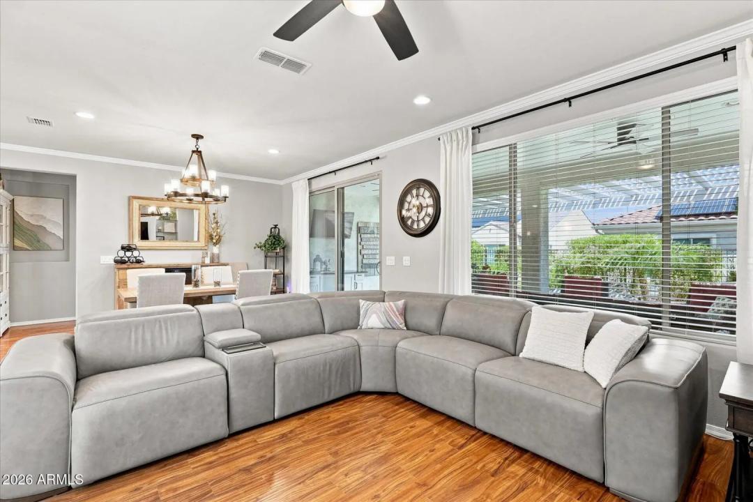 Real Estate Picture 32