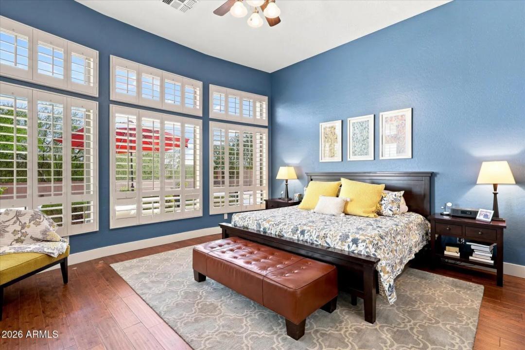 Real Estate Picture 22