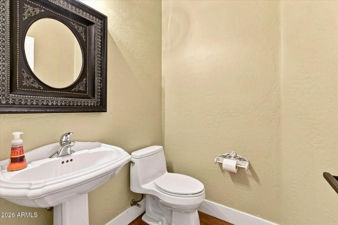 Real Estate Picture 29