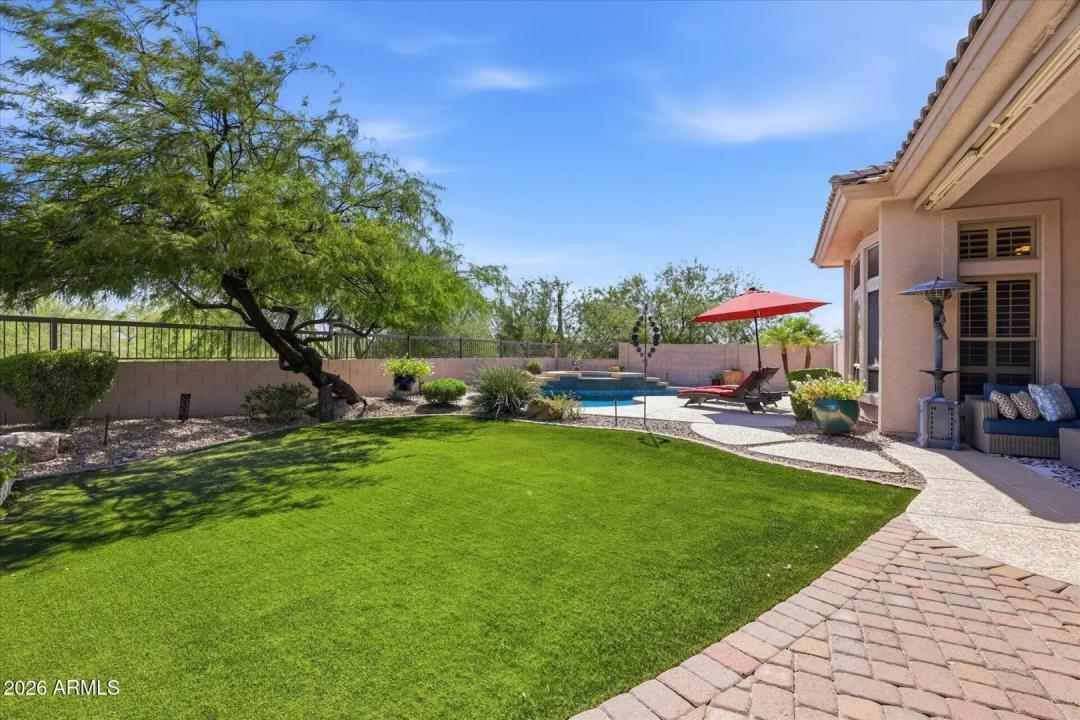Real Estate Picture 37