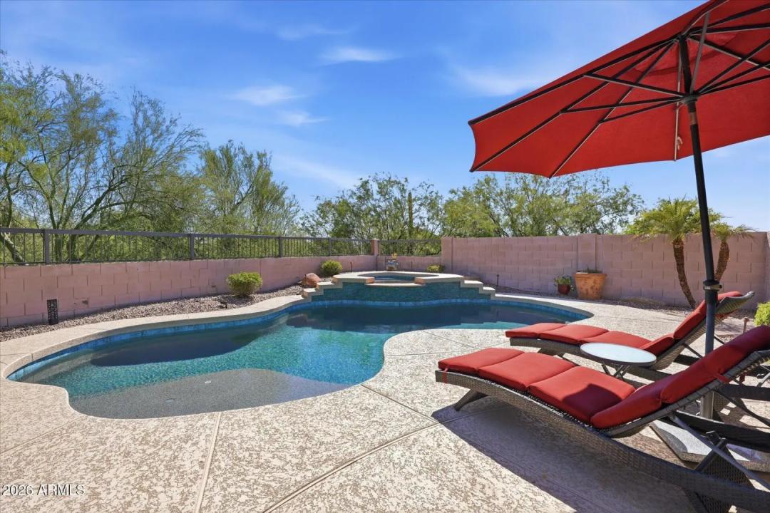 Real Estate Picture 42