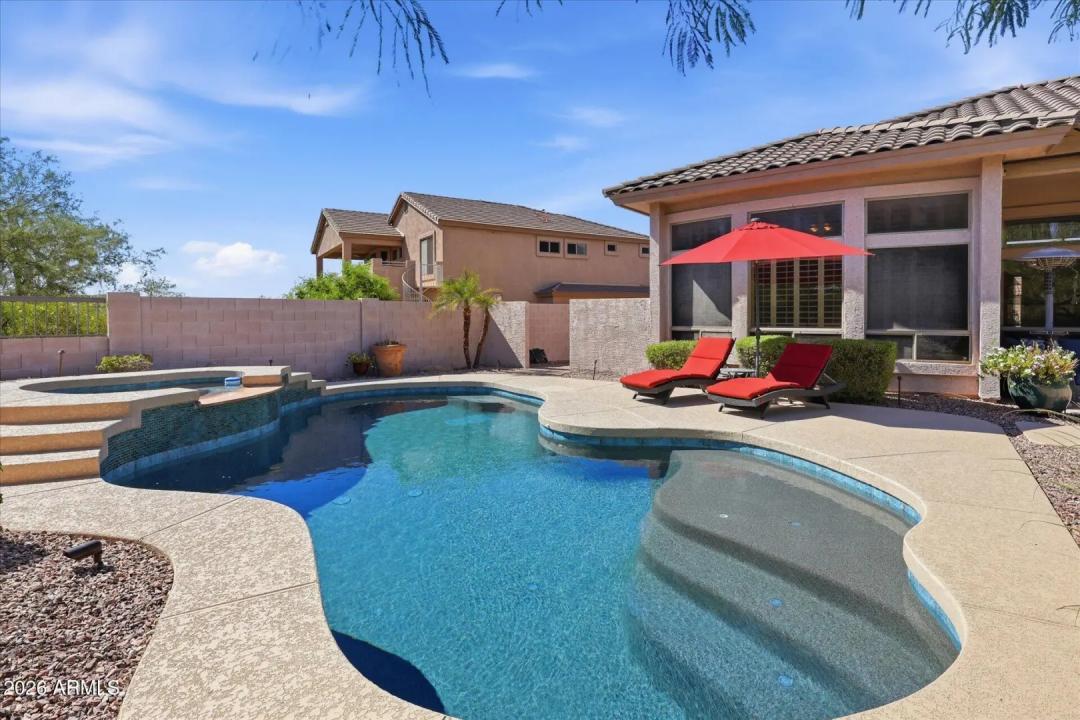 Real Estate Picture 40