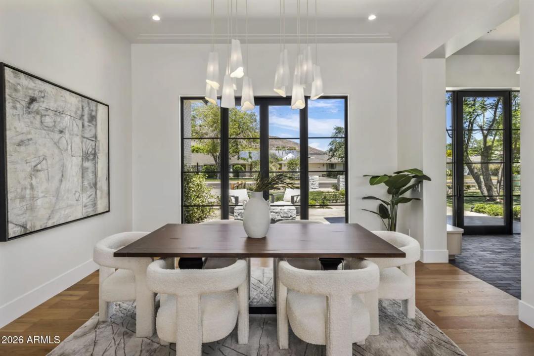 Real Estate Picture 19