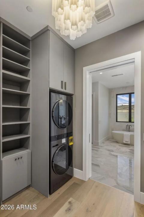 Real Estate Picture 27