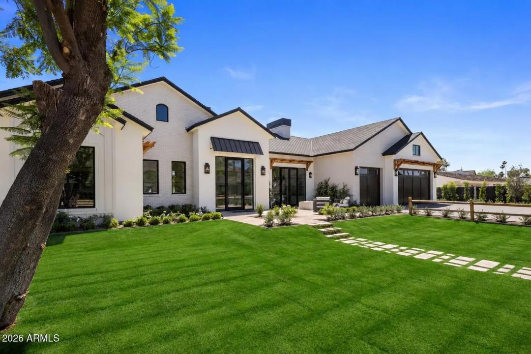 Real Estate Picture 2