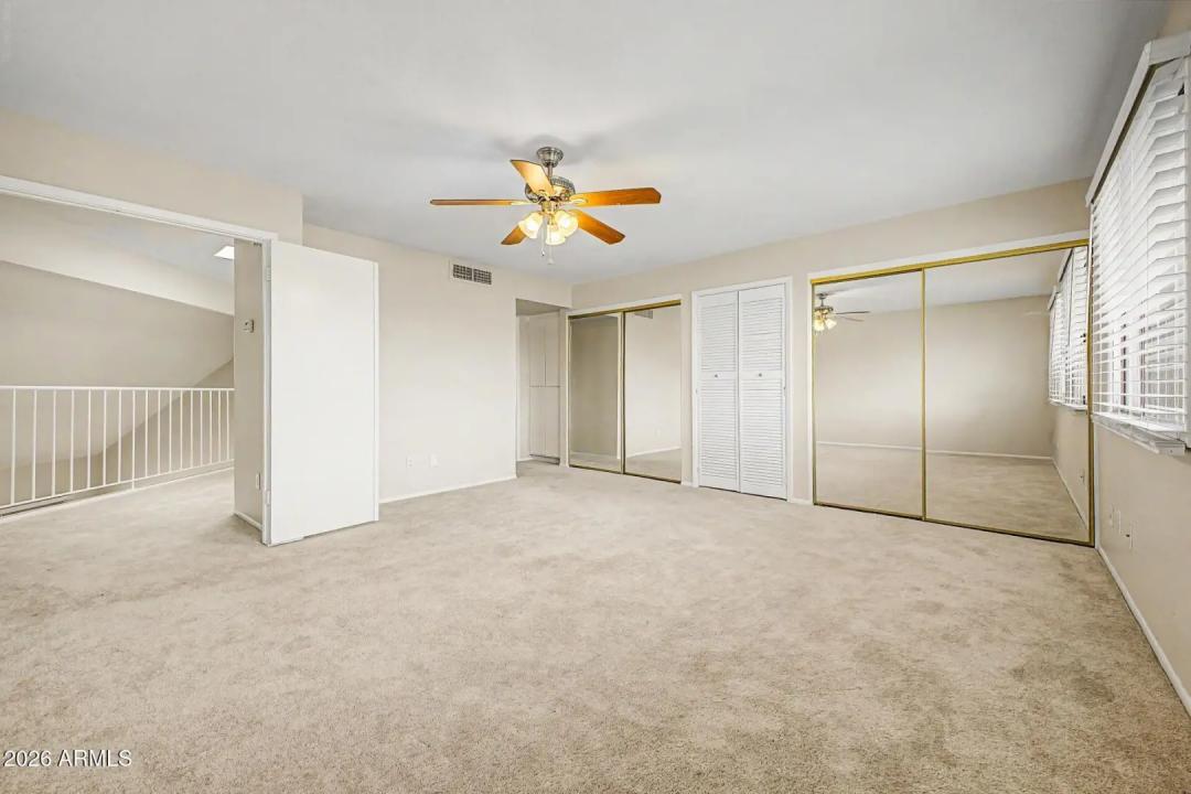 Real Estate Picture 16