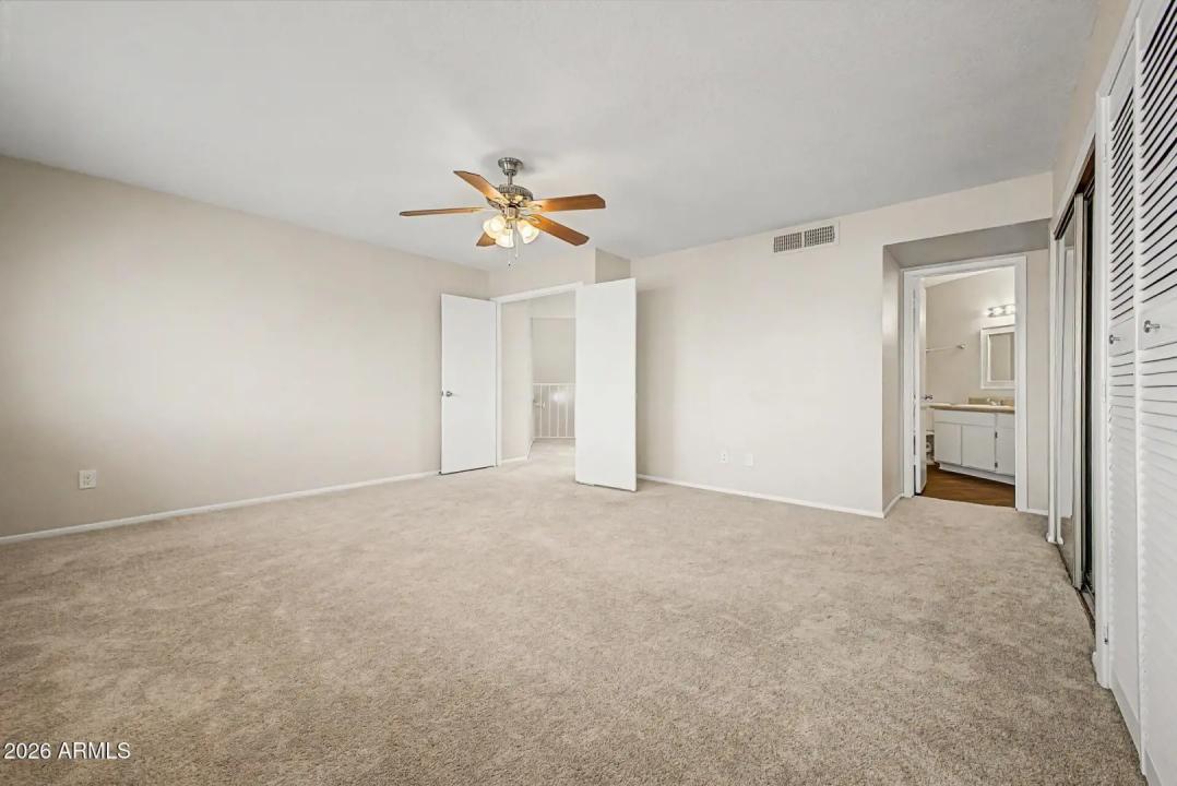 Real Estate Picture 19