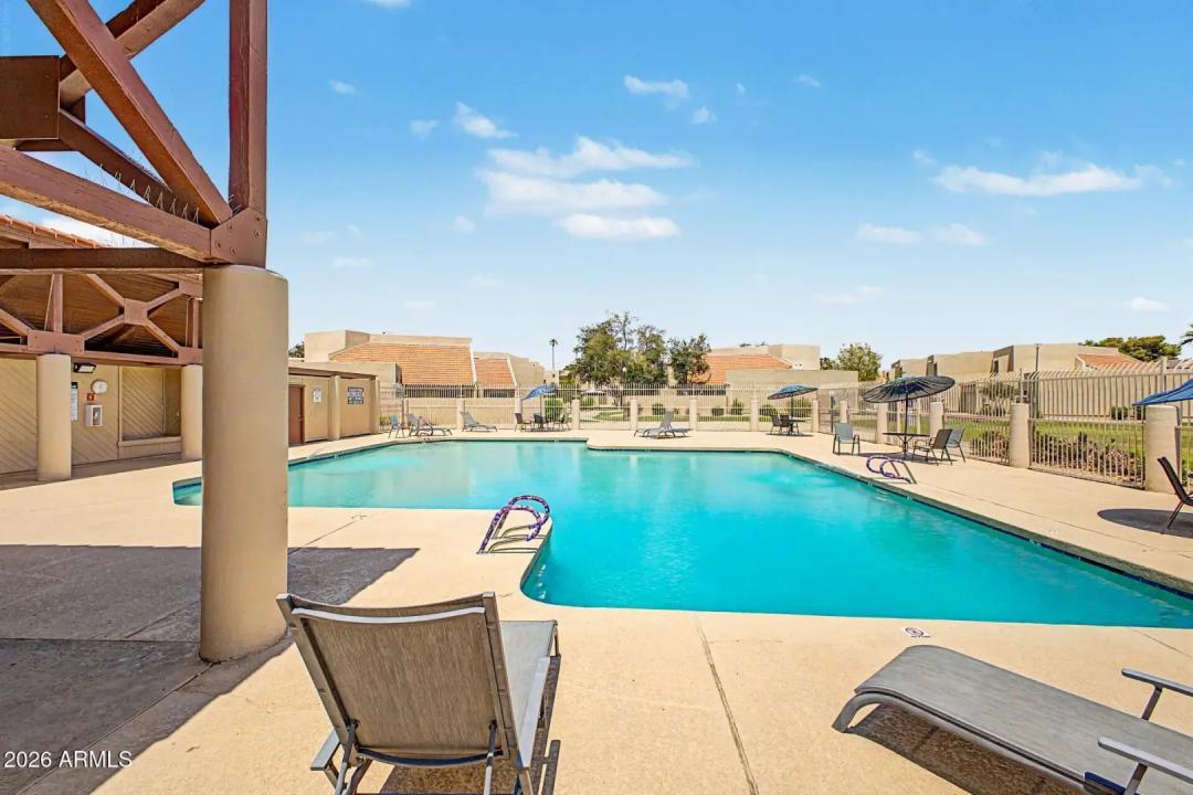 Real Estate Picture 27