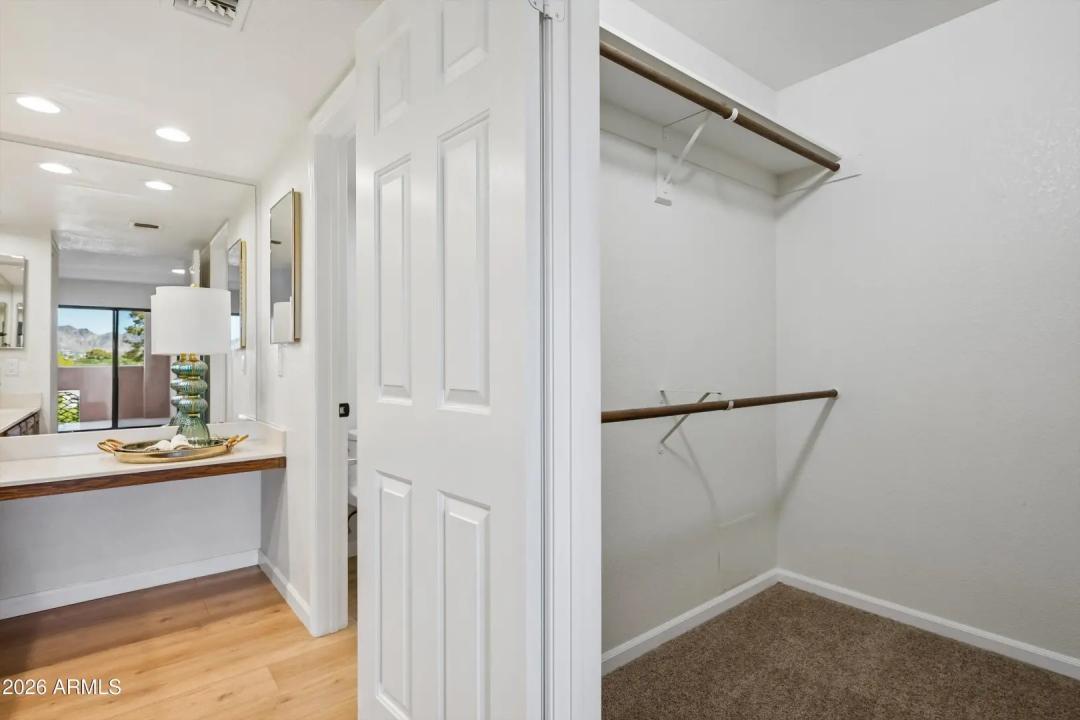 Real Estate Picture 17