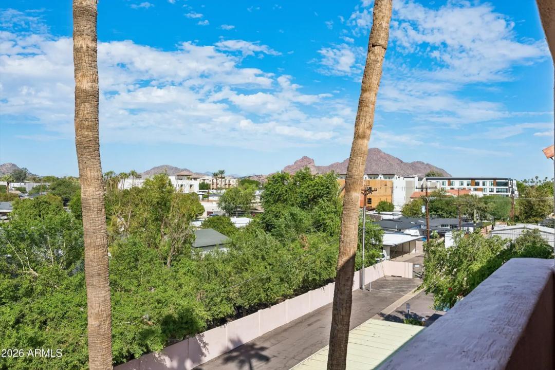 Real Estate Picture 27