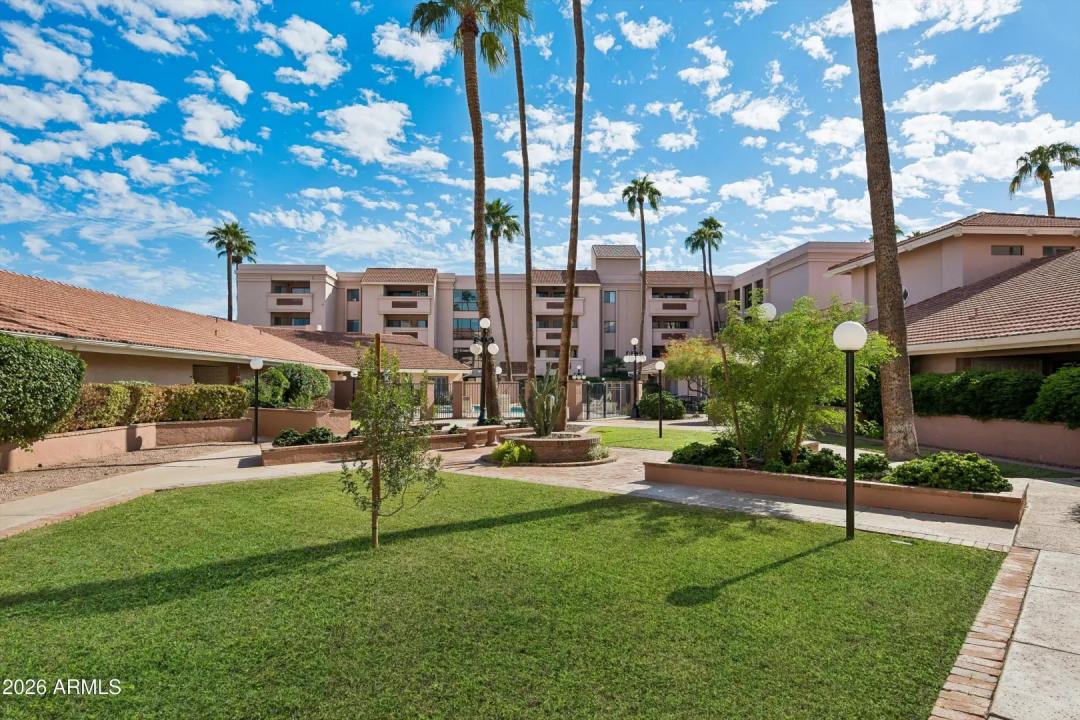 Real Estate Picture 37