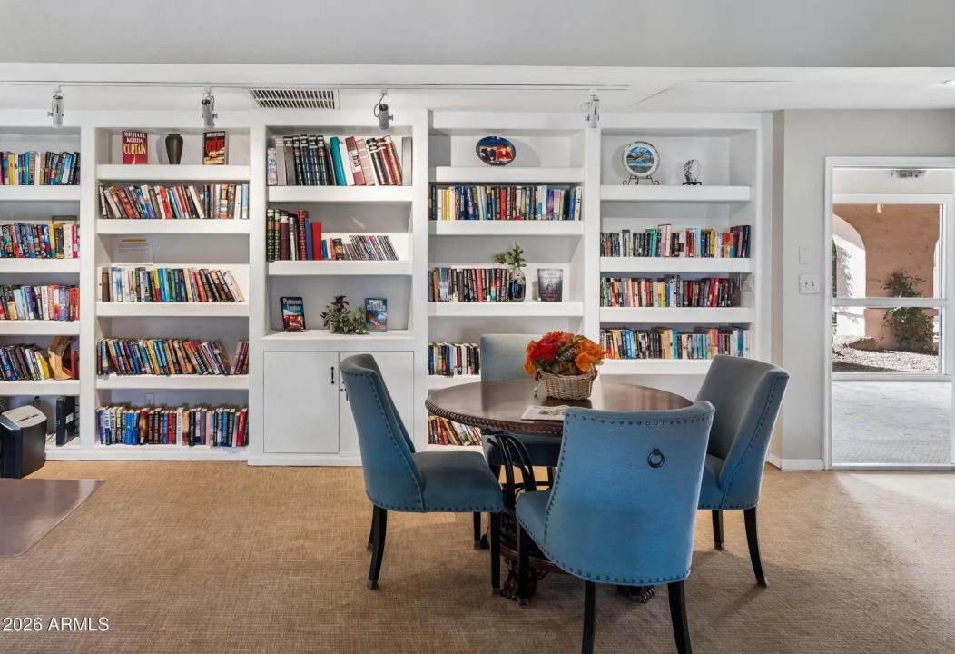 Real Estate Picture 32
