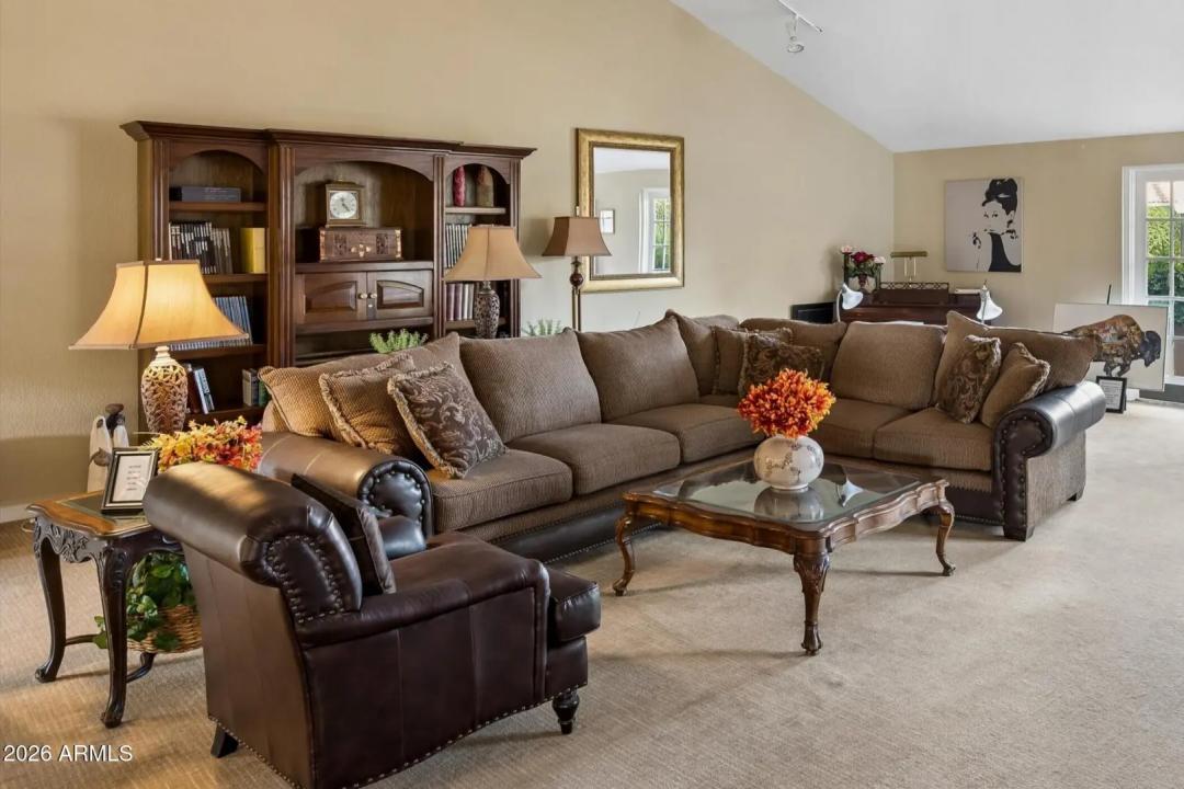 Real Estate Picture 33