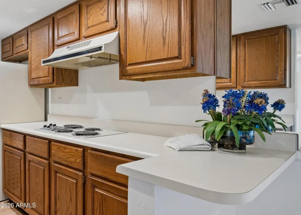 Real Estate Picture 10