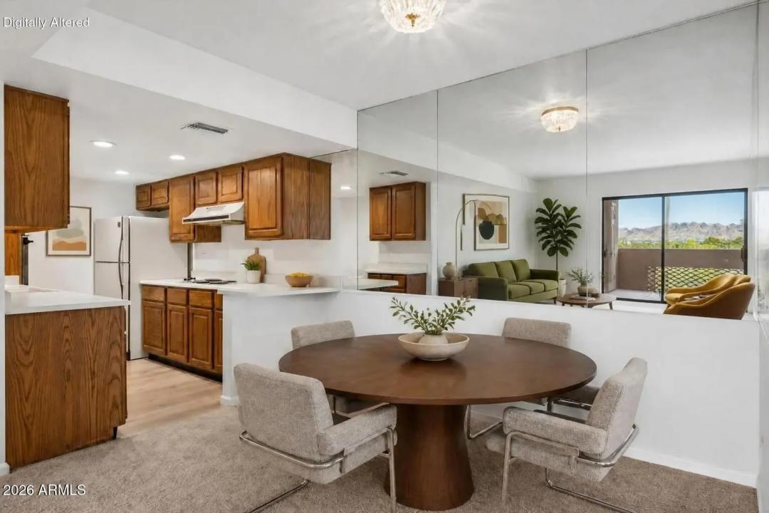 Real Estate Picture 9