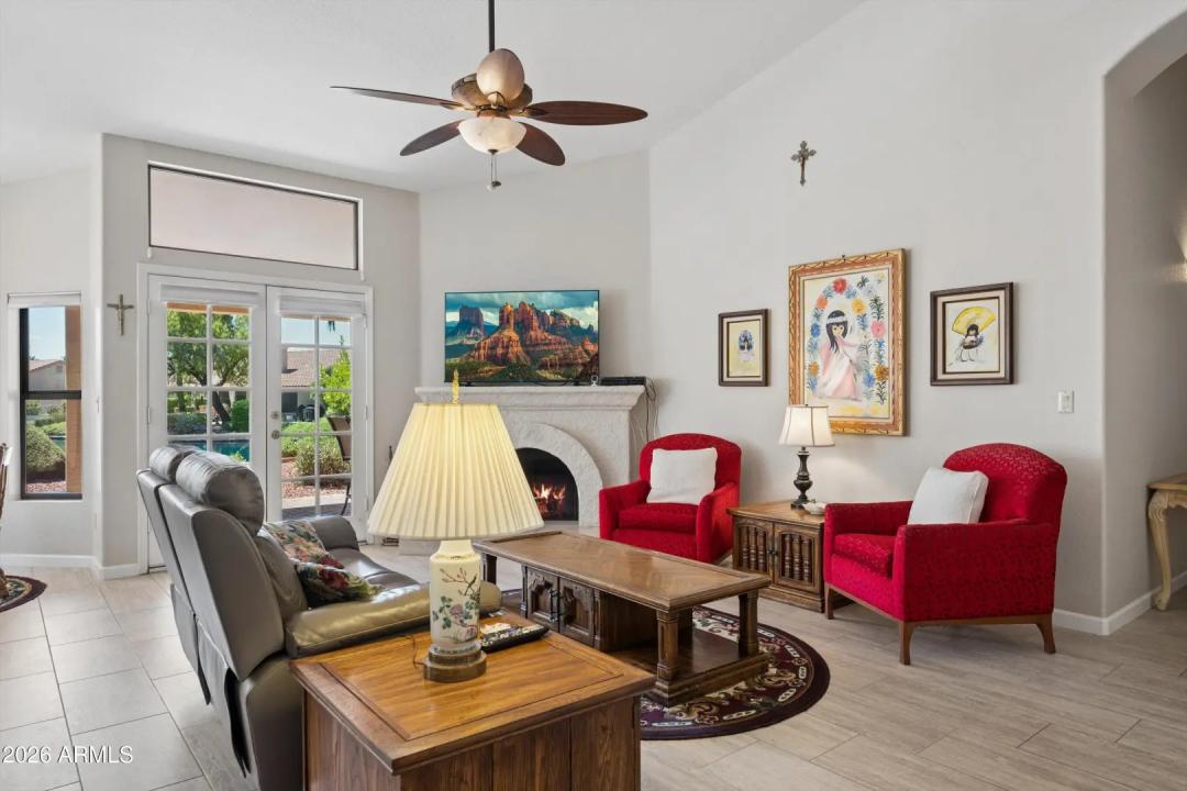 Real Estate Picture 13