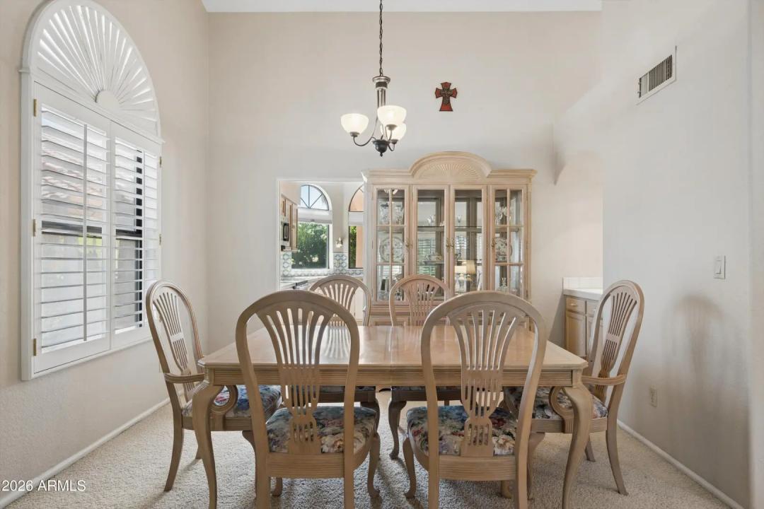 Real Estate Picture 16